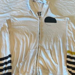 FREE CITY WHITE GRAPHIC ZIP UP SWEATSHIRT HOODIE SIZE LARGE GREAT CONDITION!!